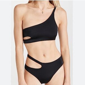 Joues de Sable Swim Emmy Top‎